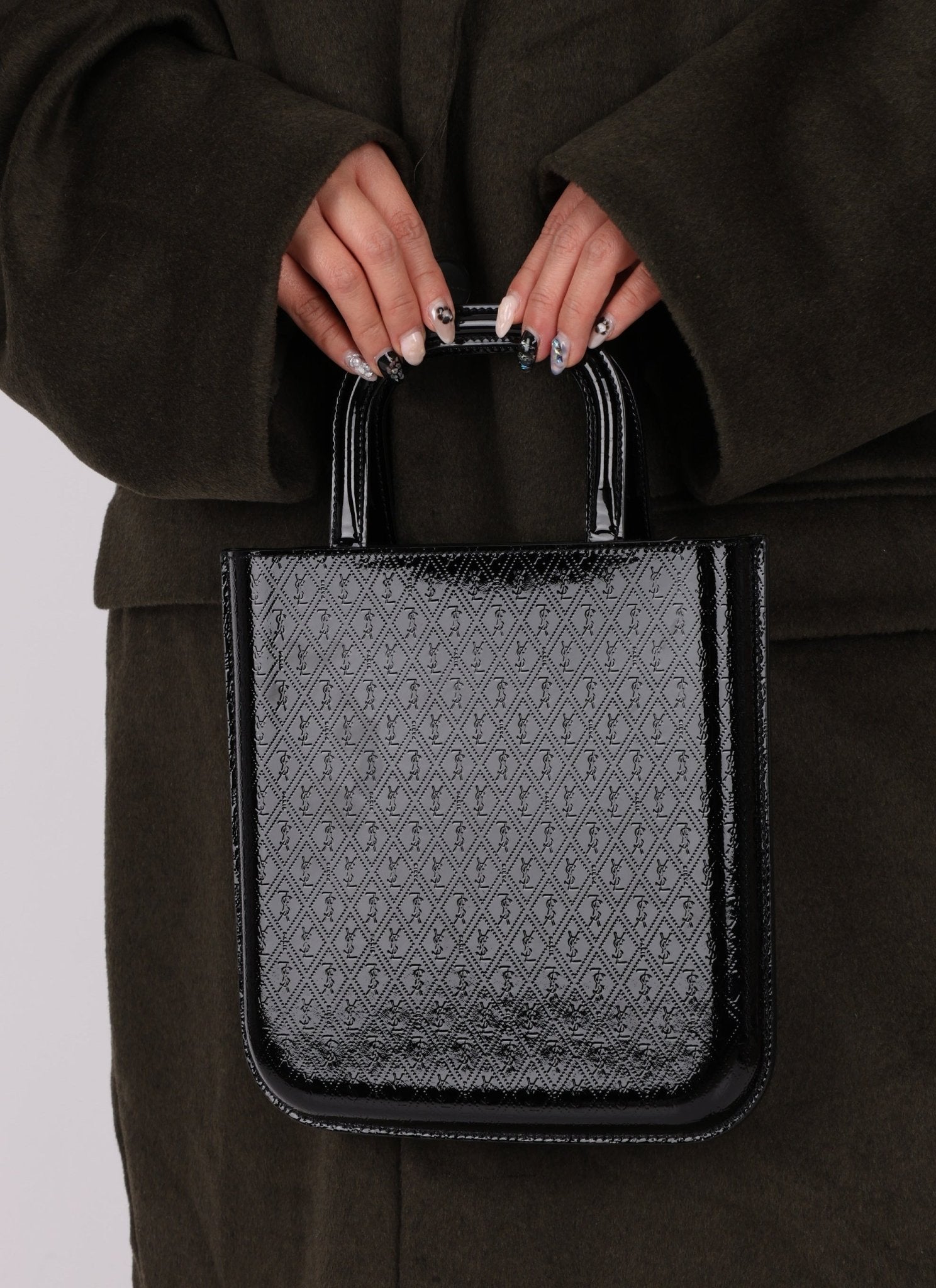 Saint Laurent Patent Logo Embossed Shopper Tote with Chain - FashioNica