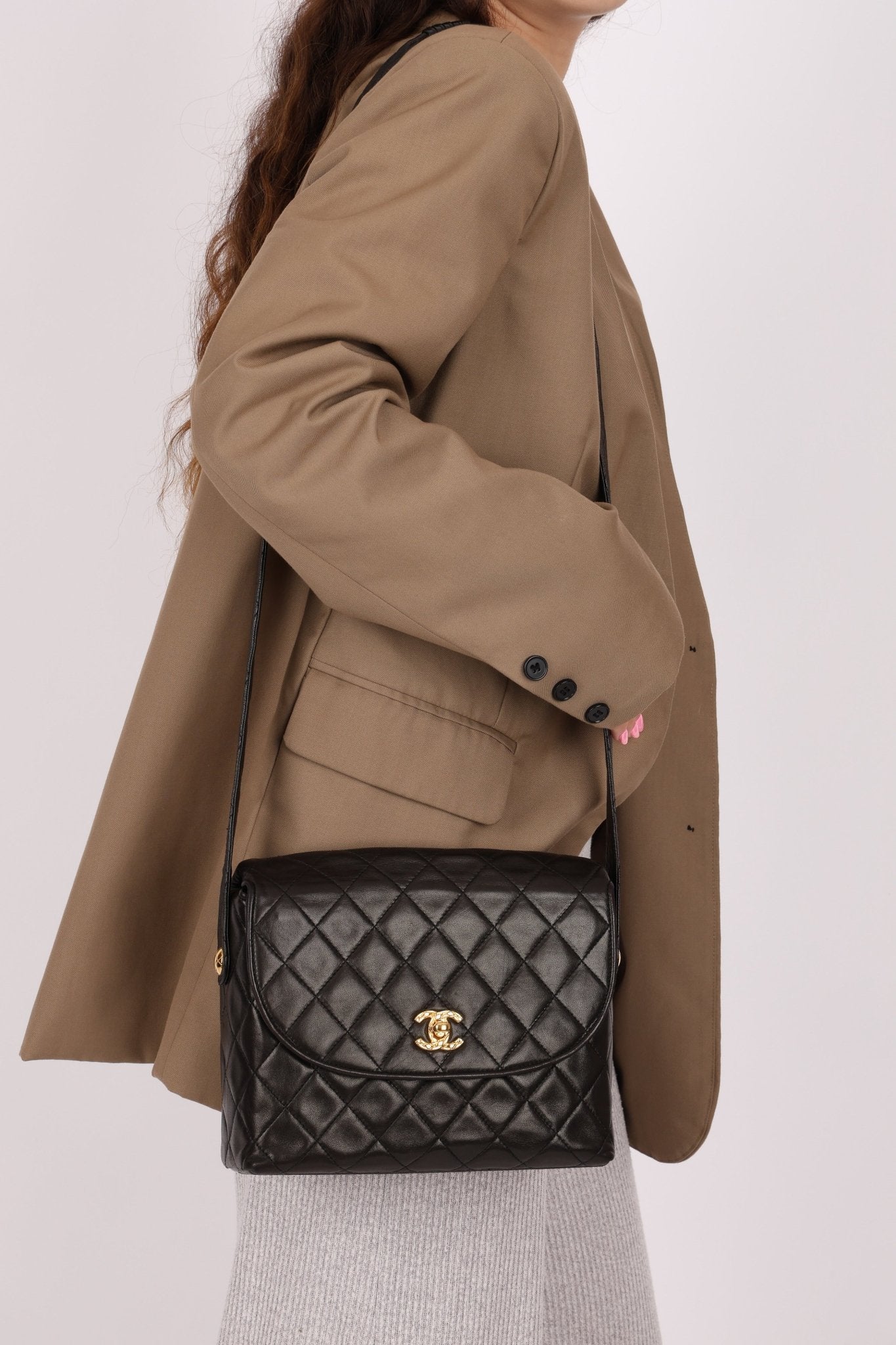 (SOLD) Chanel 1991 Lambskin Coco Crush Crossbody 24K GP - FashioNica