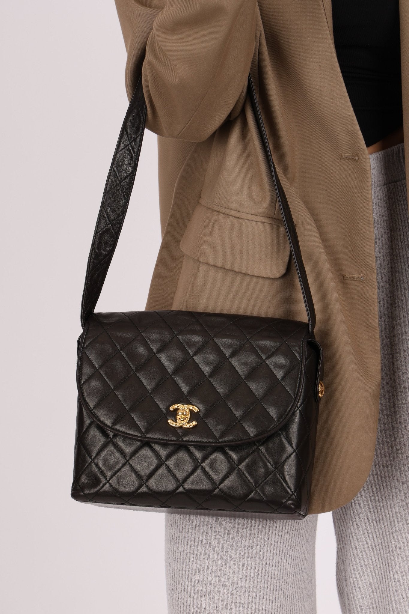 (SOLD) Chanel 1991 Lambskin Coco Crush Crossbody 24K GP - FashioNica