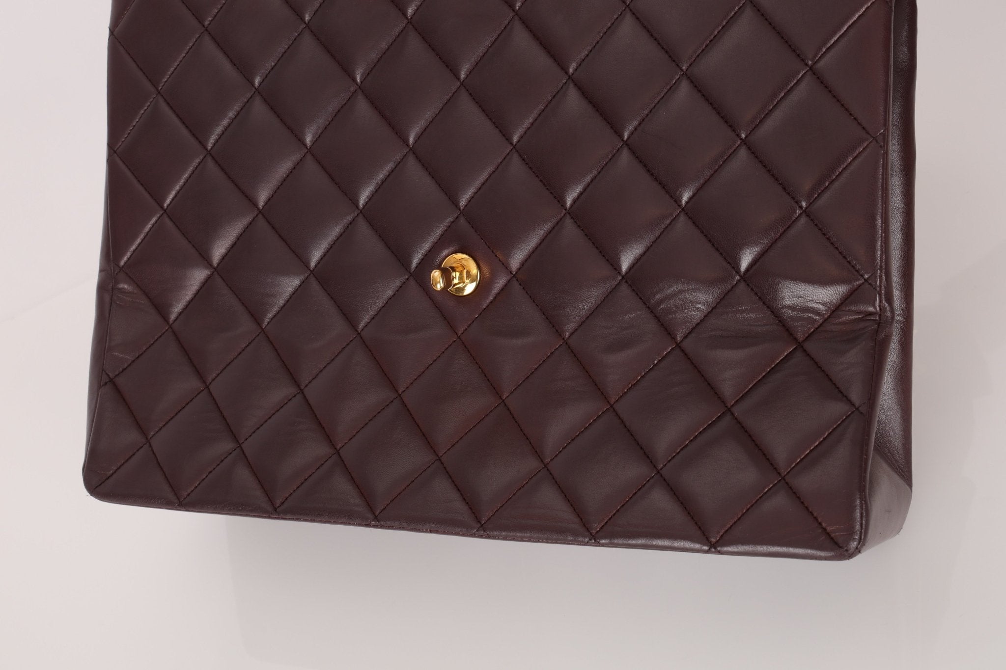 Ultra - Rare Chanel 1991 Dark Bordeaux Lambskin Maxi Double CC Flap Bag 24K GP - FashioNica