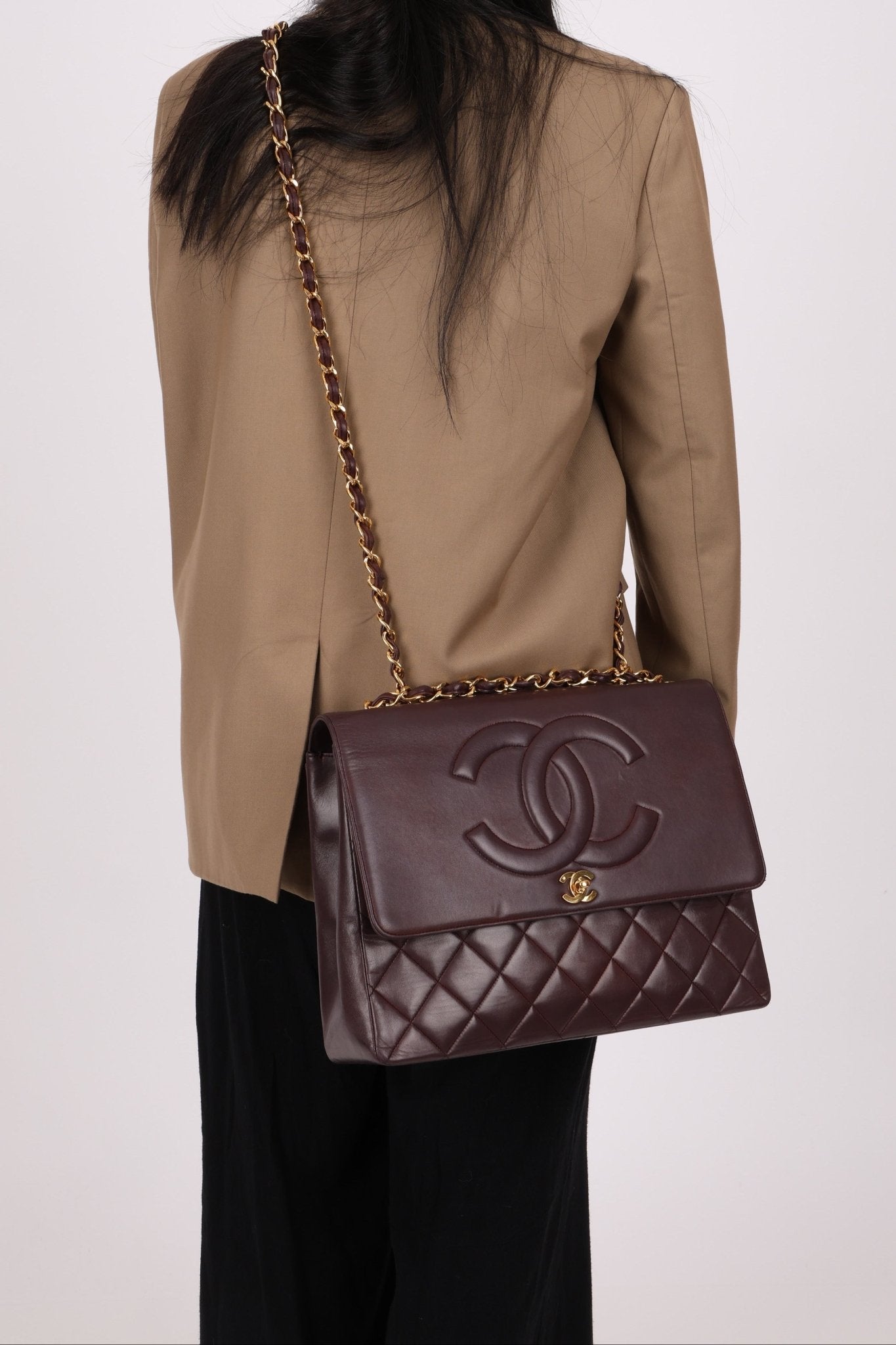 Ultra - Rare Chanel 1991 Dark Bordeaux Lambskin Maxi Double CC Flap Bag 24K GP - FashioNica