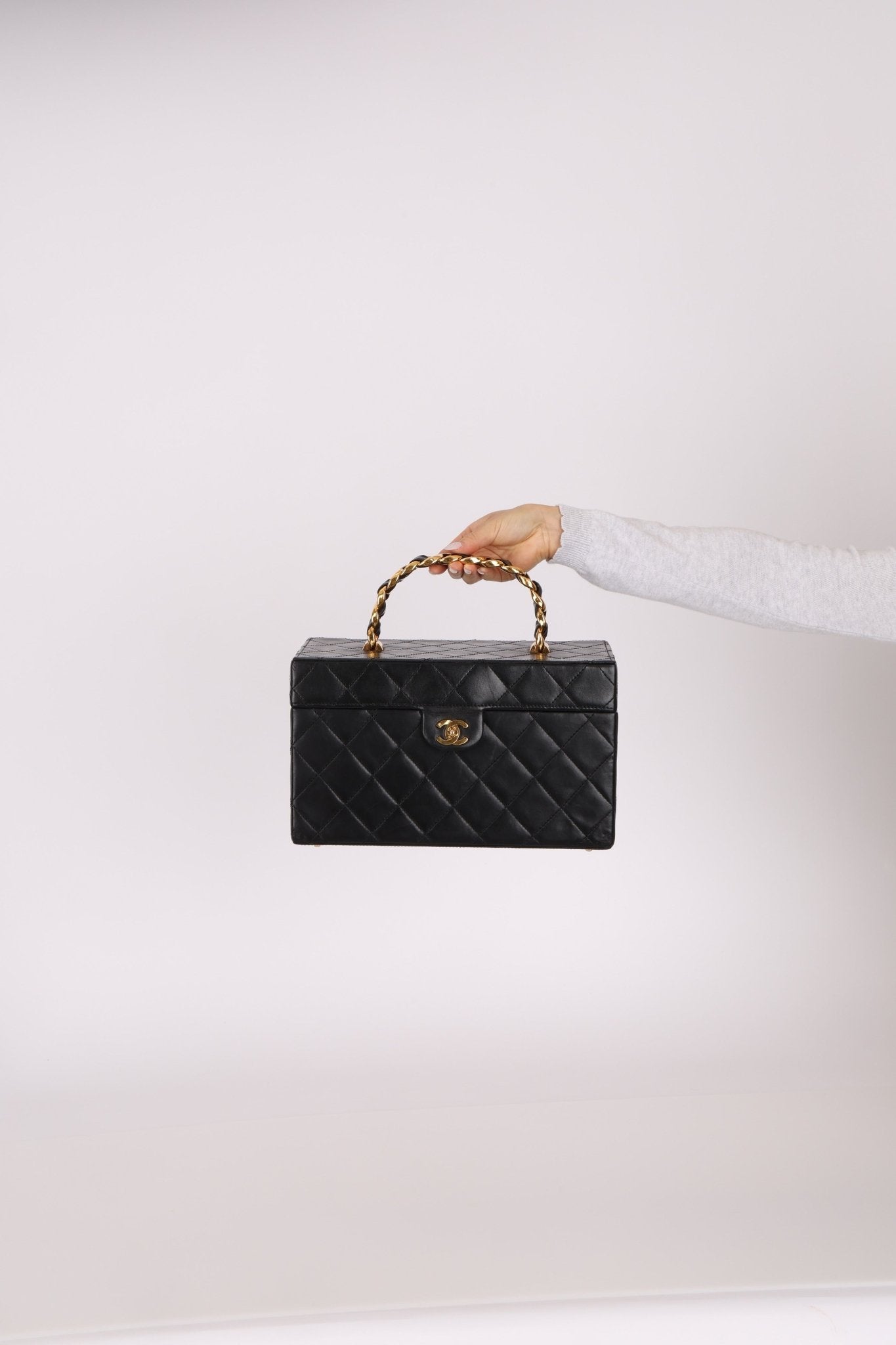 Ultra - Rare Chanel 1992 Lambskin Beauty Train Trunk Vanity Case 24K GP - FashioNica