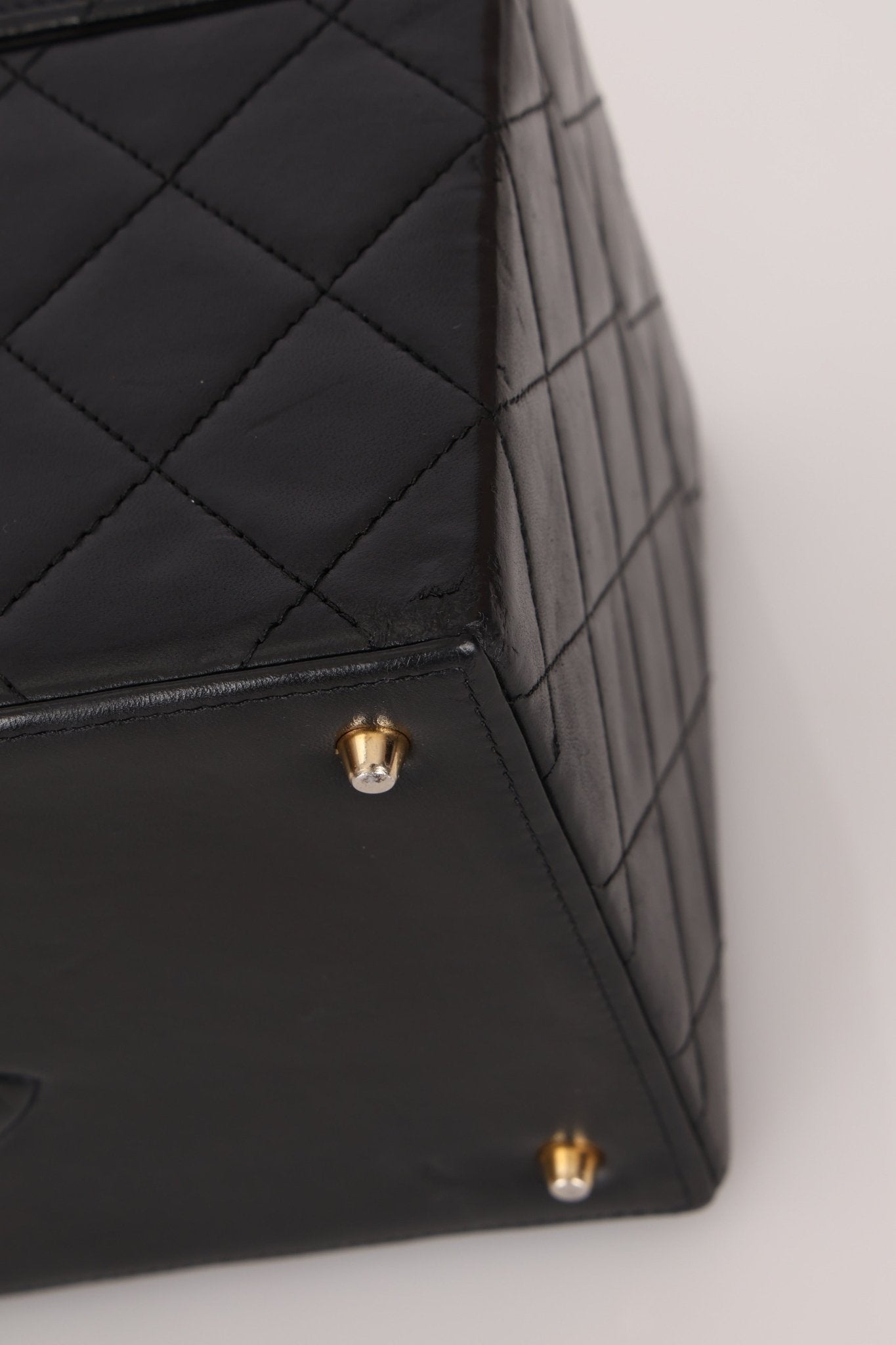 Ultra - Rare Chanel 1992 Lambskin Beauty Train Trunk Vanity Case 24K GP - FashioNica