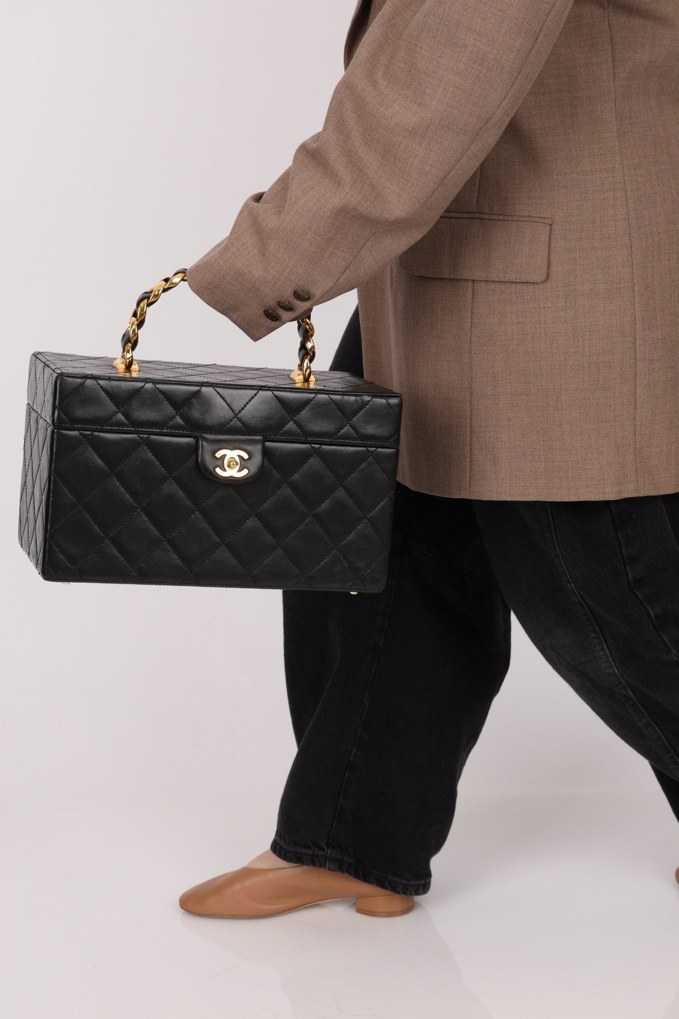 Ultra - Rare Chanel 1992 Lambskin Beauty Train Trunk Vanity Case 24K GP - FashioNica