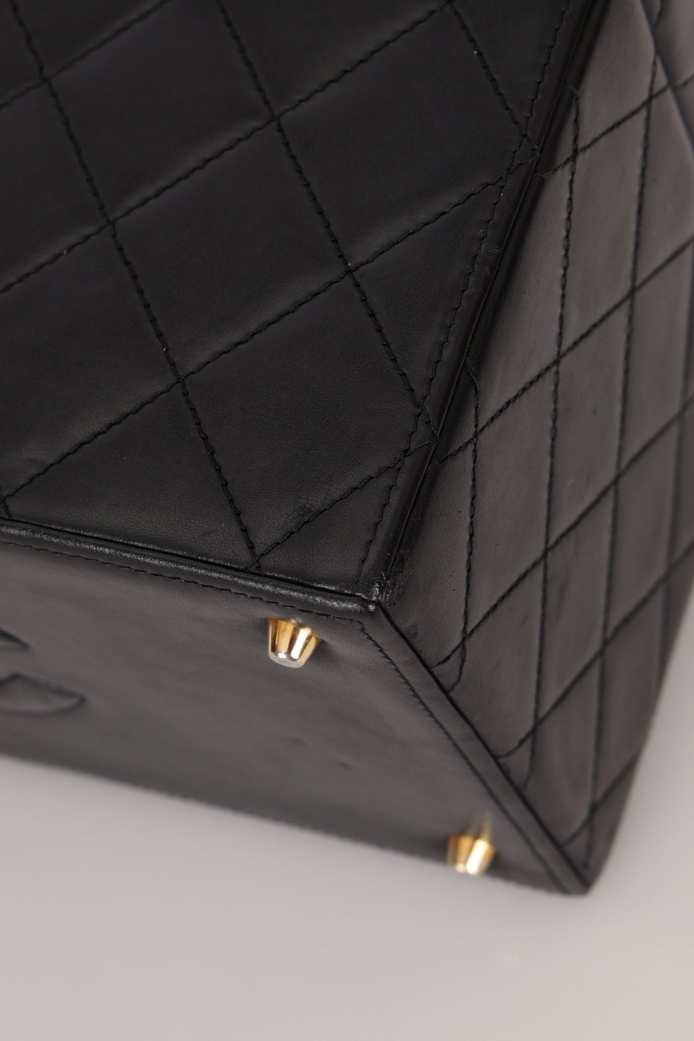 Ultra - Rare Chanel 1992 Lambskin Beauty Train Trunk Vanity Case 24K GP - FashioNica