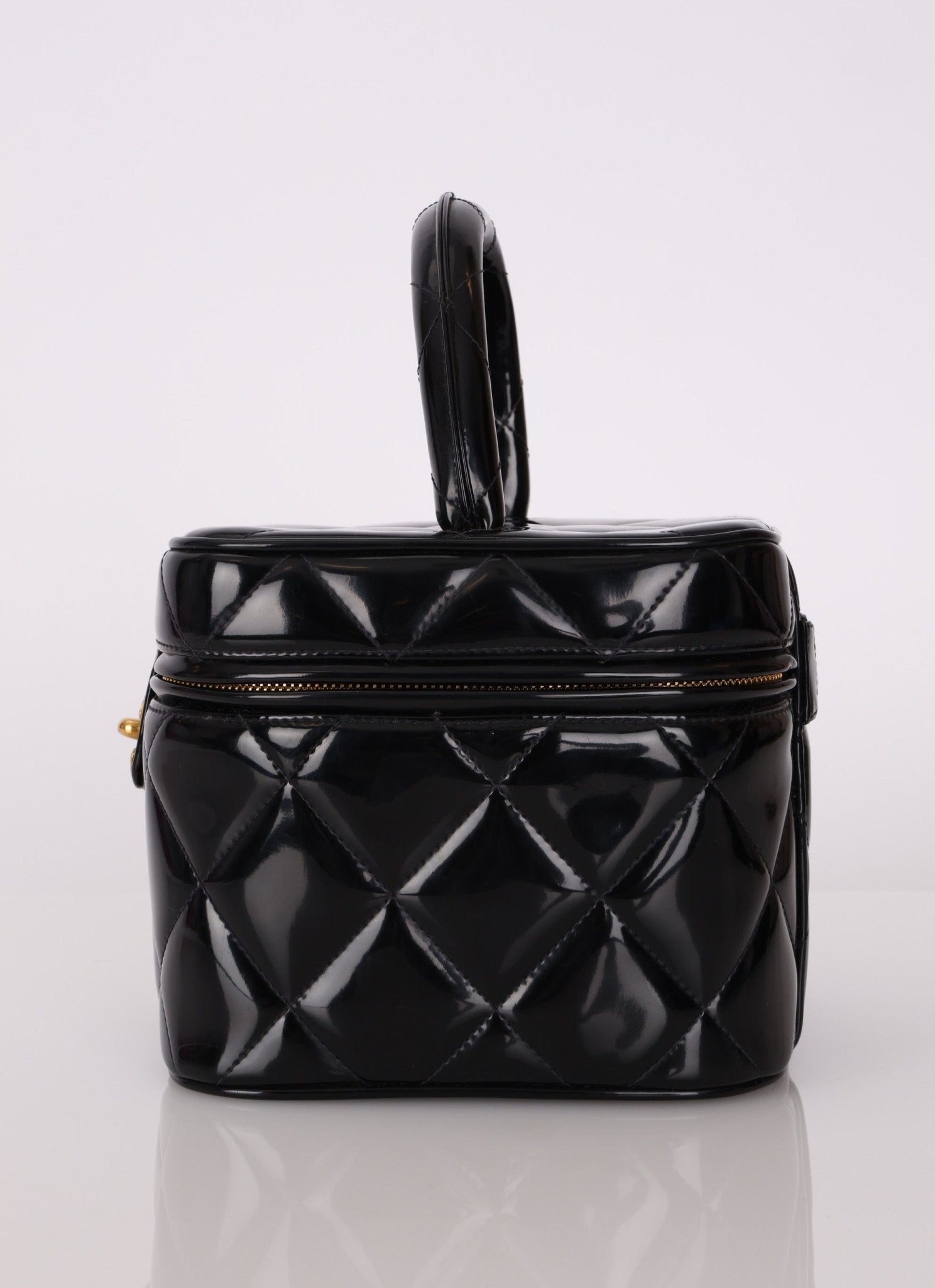 Ultra - Rare Chanel 1995 Patent Heart Mirror Barbie Turnlock Vanity - FashioNica