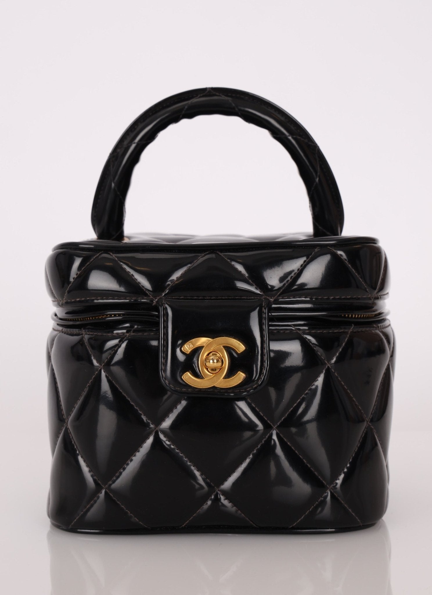 Ultra - Rare Chanel 1995 Patent Heart Mirror Turnlock Vanity 24K GP - FashioNica