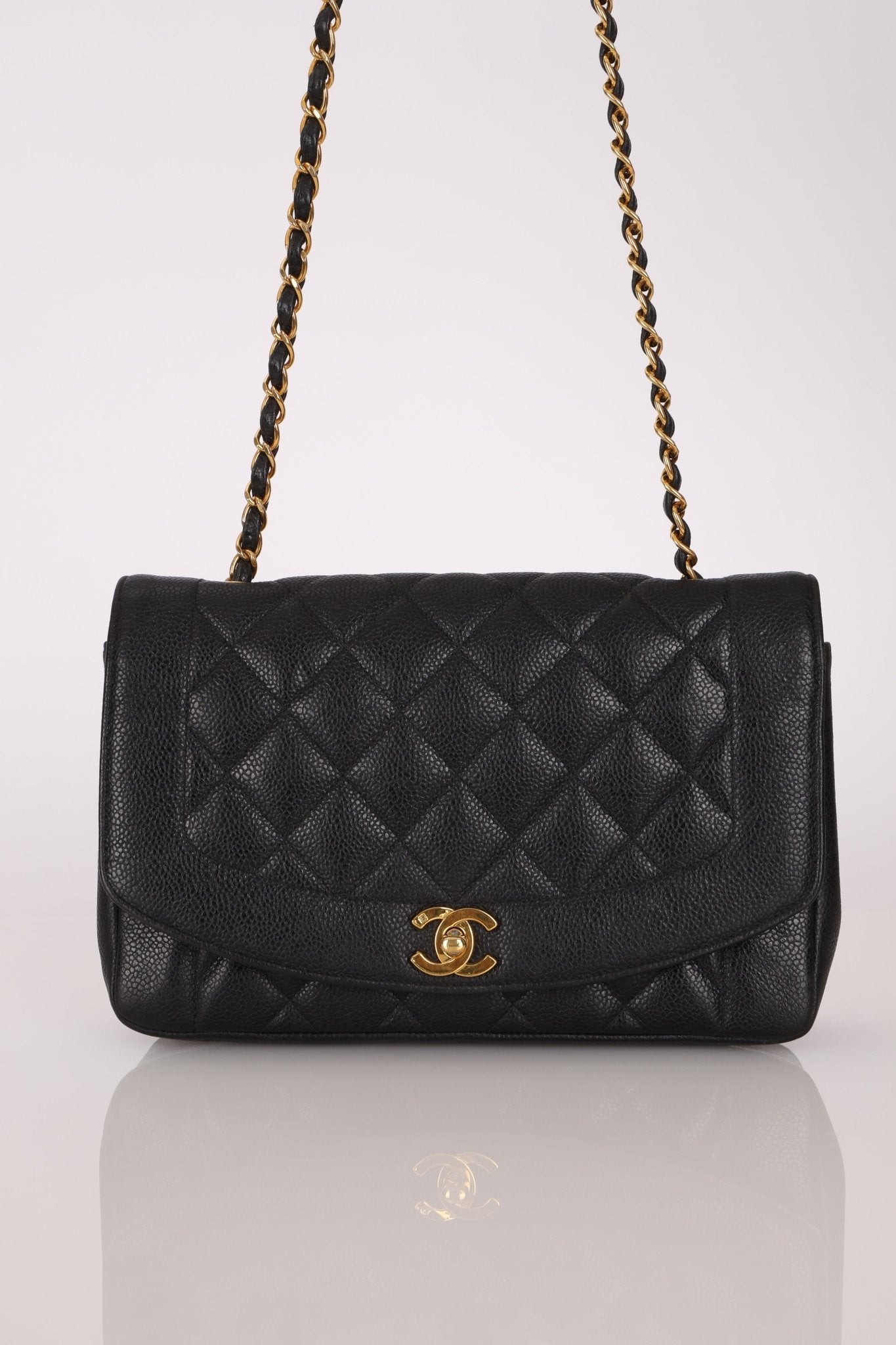 Ultra - Rare Chanel 1996 Caviar Medium Diana 24K GP - FashioNica