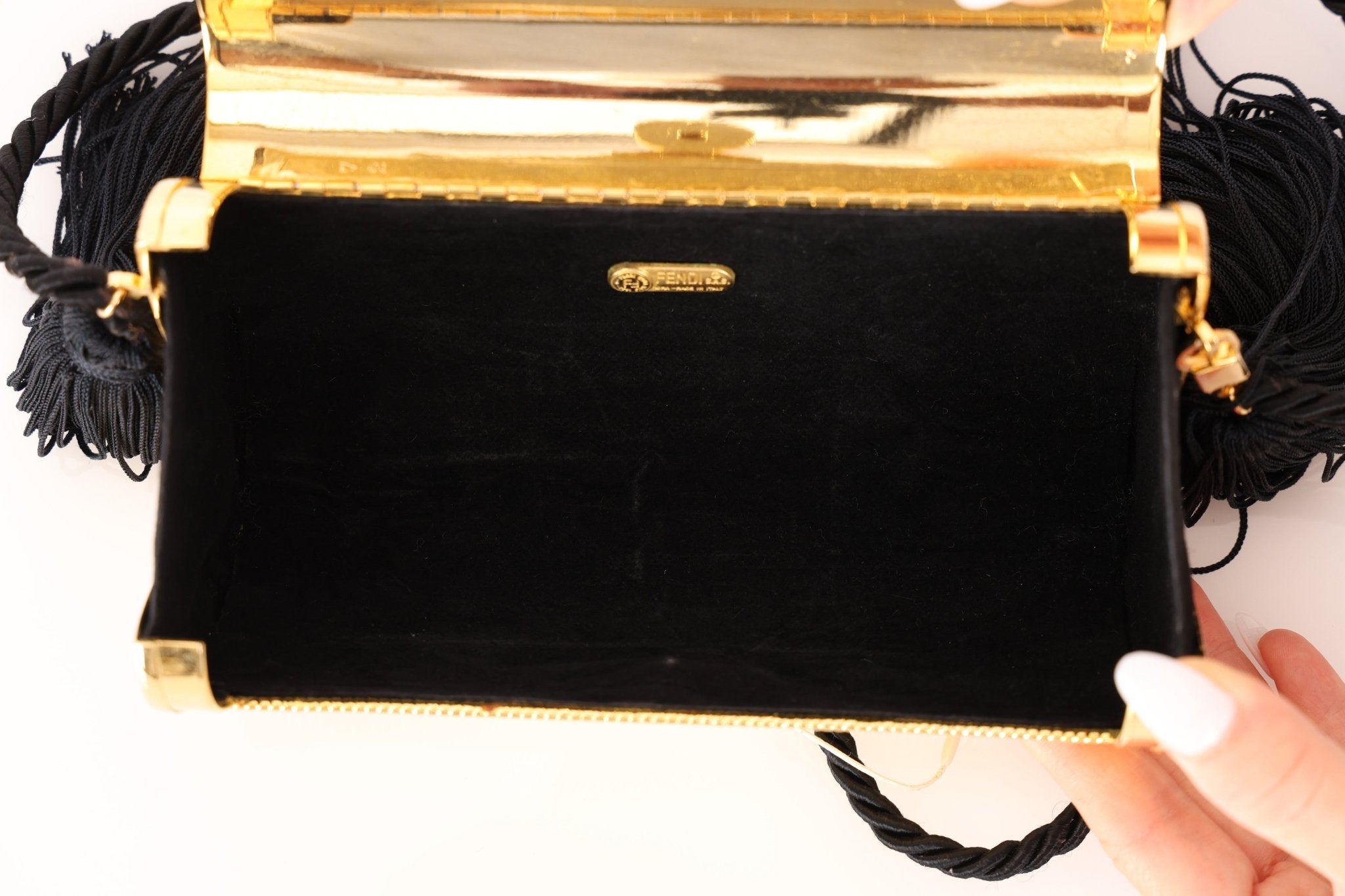 Ultra - Rare Fendi 1960s Gold Roma Coin Clasp Clutch - FashioNica