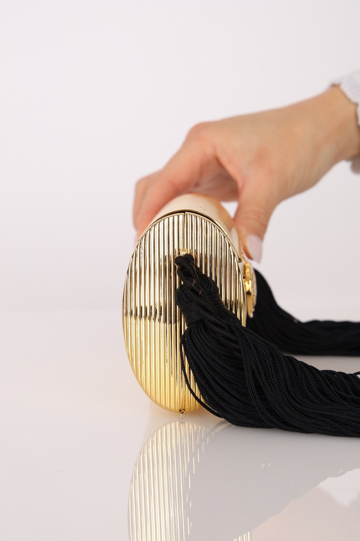 Ultra - Rare Fendi 1960s Gold Roma Coin Clasp Clutch - FashioNica