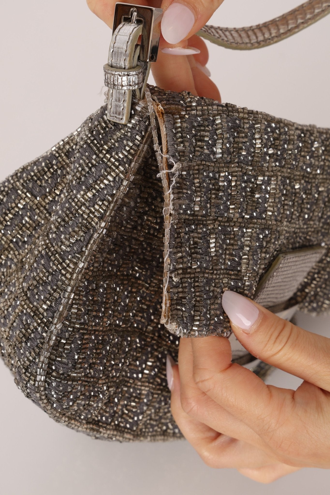 Ultra - Rare Fendi Beaded & Lizard Mini Mamma Baguette - FashioNica