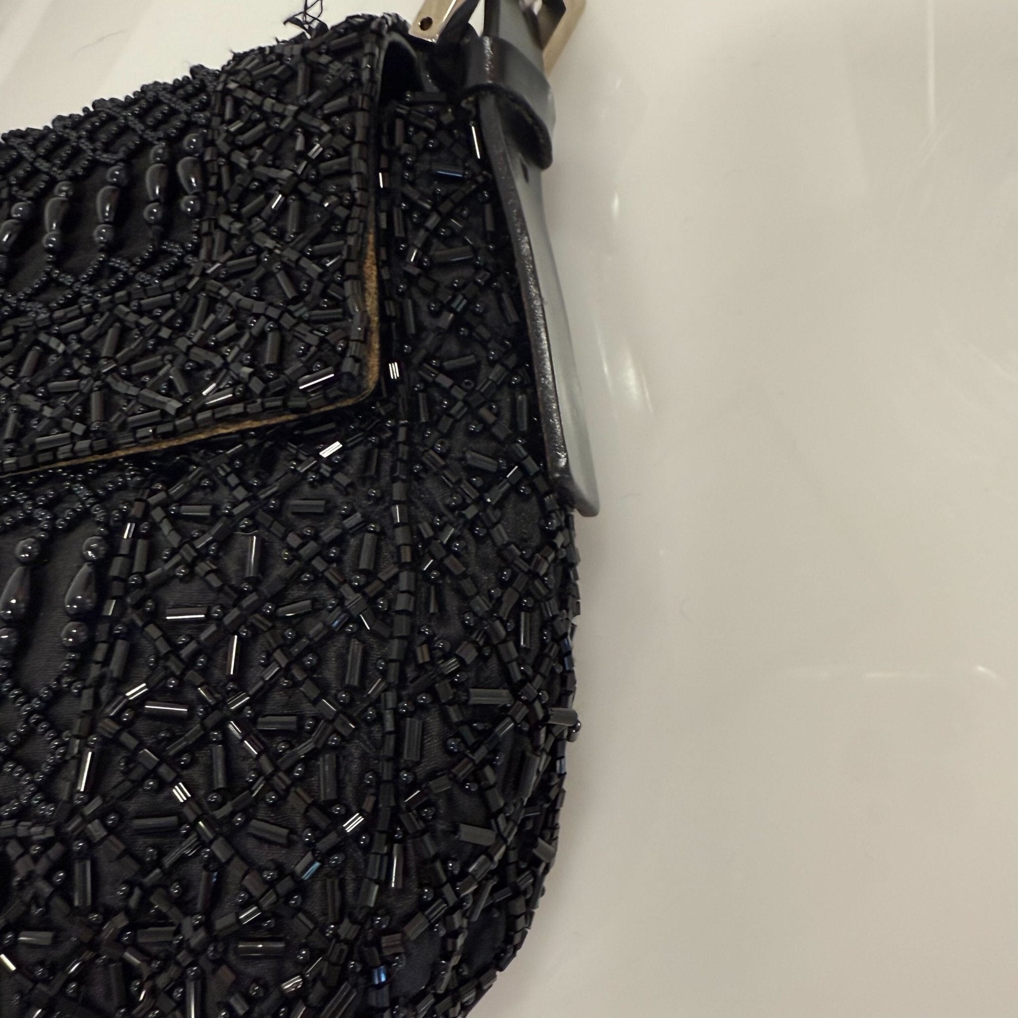 Ultra - Rare Fendi Hand - Beaded Baguette - FashioNica