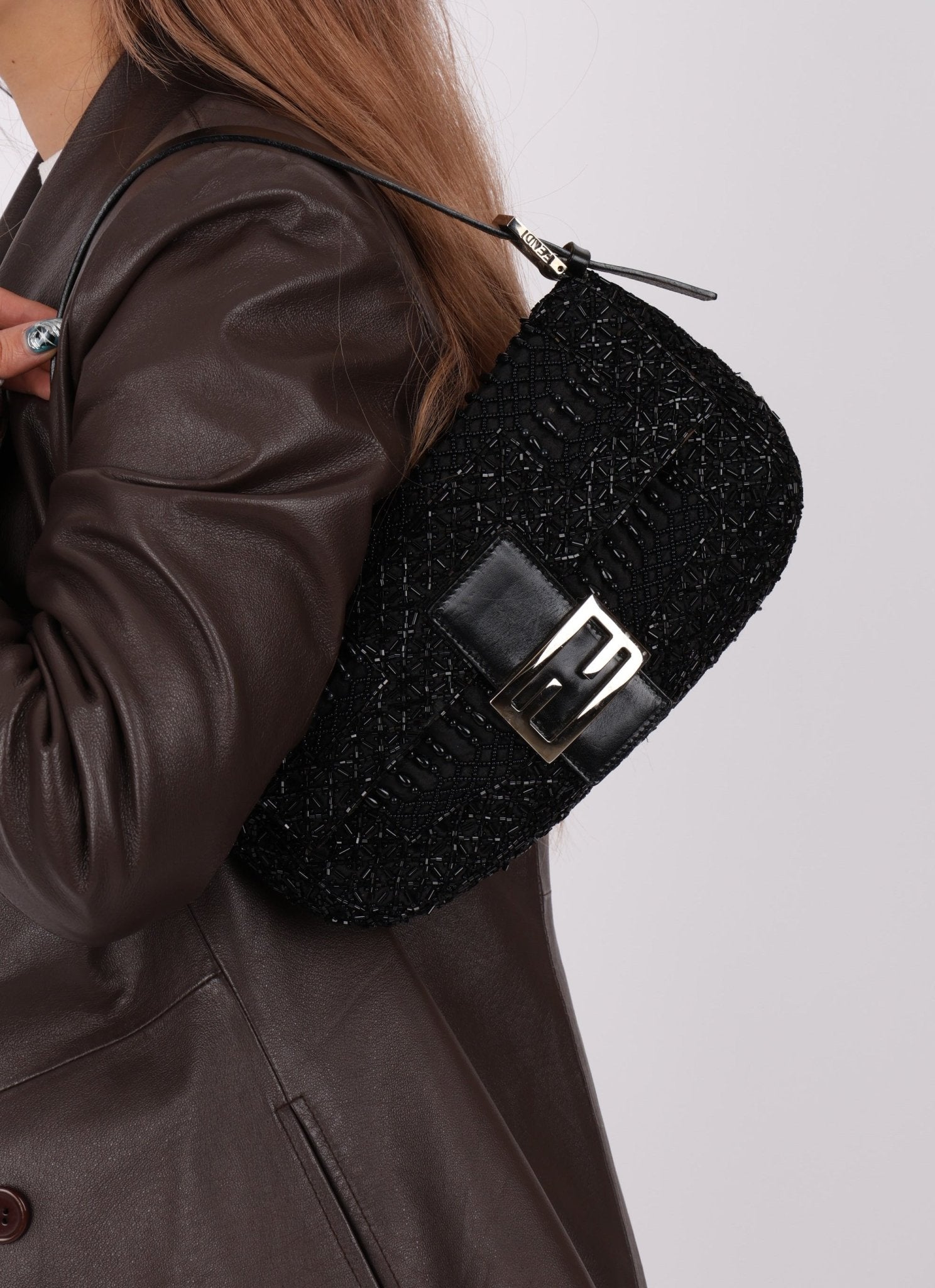 Ultra - Rare Fendi Hand - Beaded Baguette - FashioNica