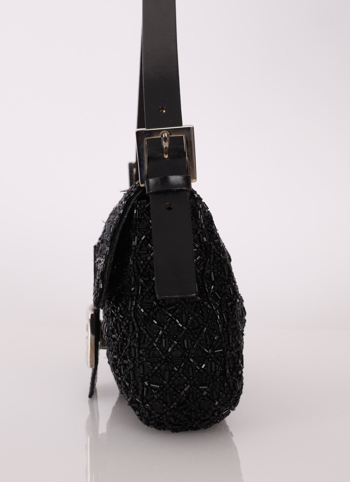 Ultra - Rare Fendi Hand - Beaded Baguette - FashioNica