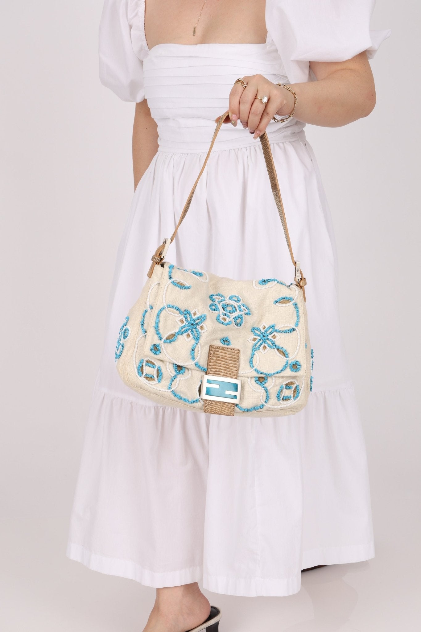 Ultra - Rare Fendi Linen Floral & Lizard Beaded Mamma Baguette - FashioNica