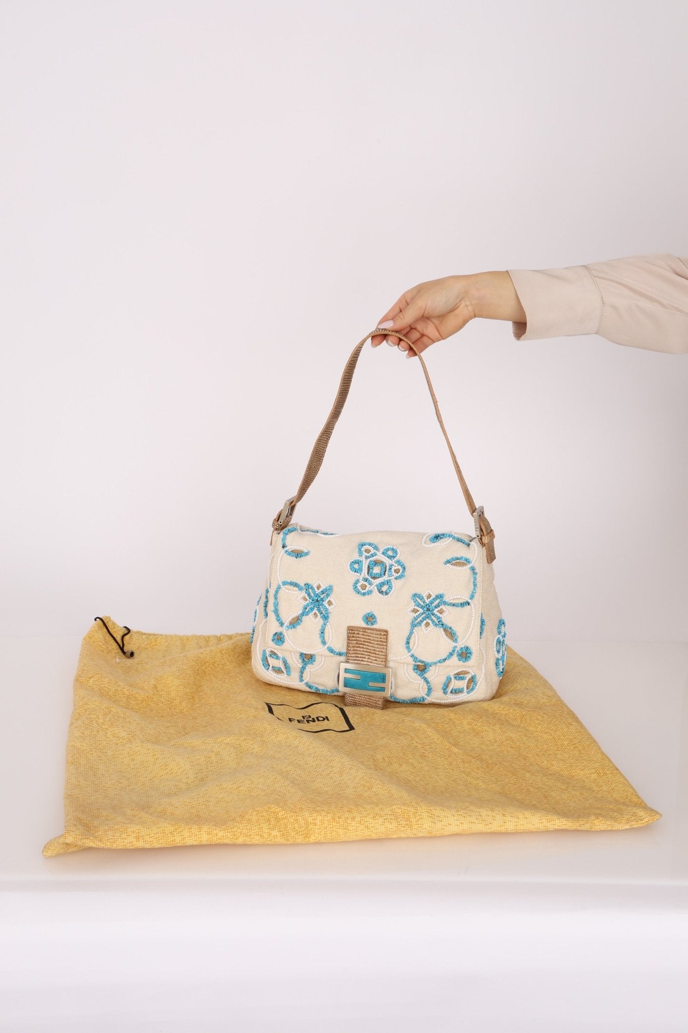 Ultra - Rare Fendi Linen Floral & Lizard Beaded Mamma Baguette - FashioNica