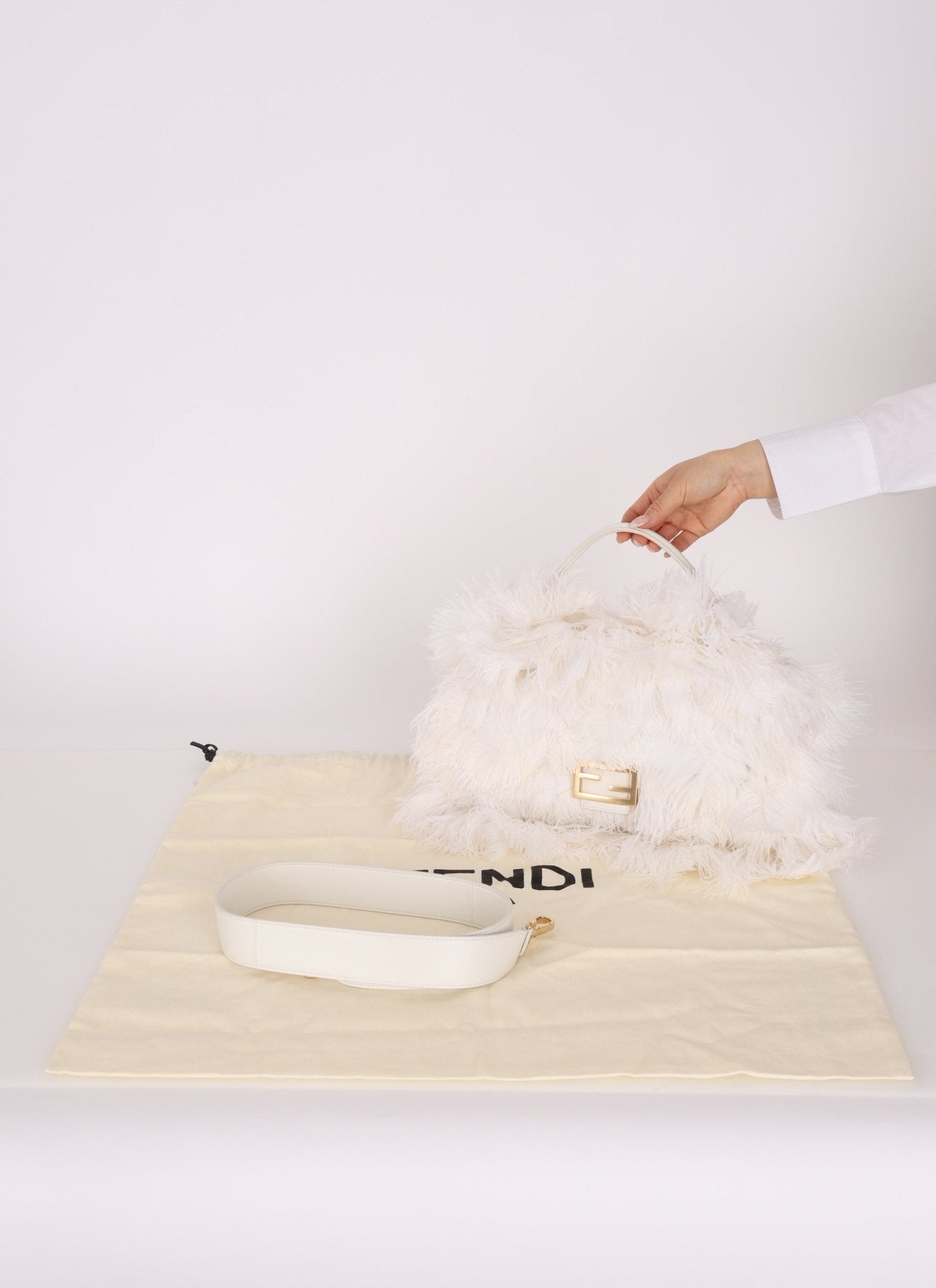 Ultra - Rare Fendi White Ostrich Feather Baguette - FashioNica