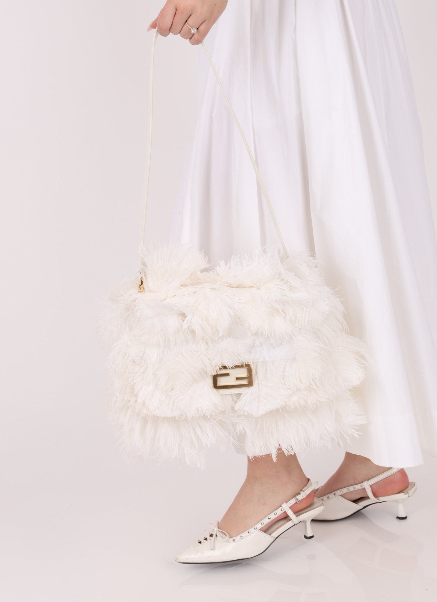 Ultra - Rare Fendi White Ostrich Feather Baguette - FashioNica