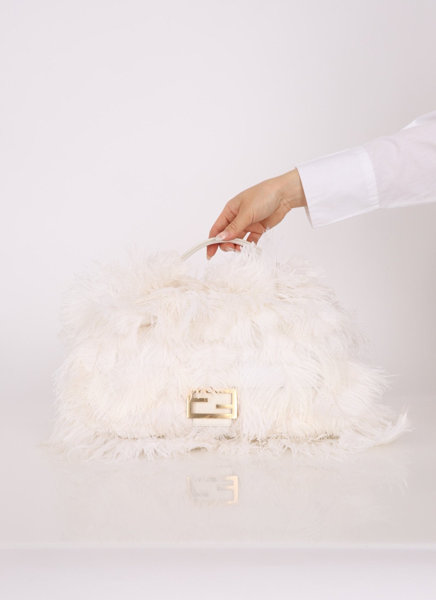 Ultra - Rare Fendi White Ostrich Feather Baguette - FashioNica