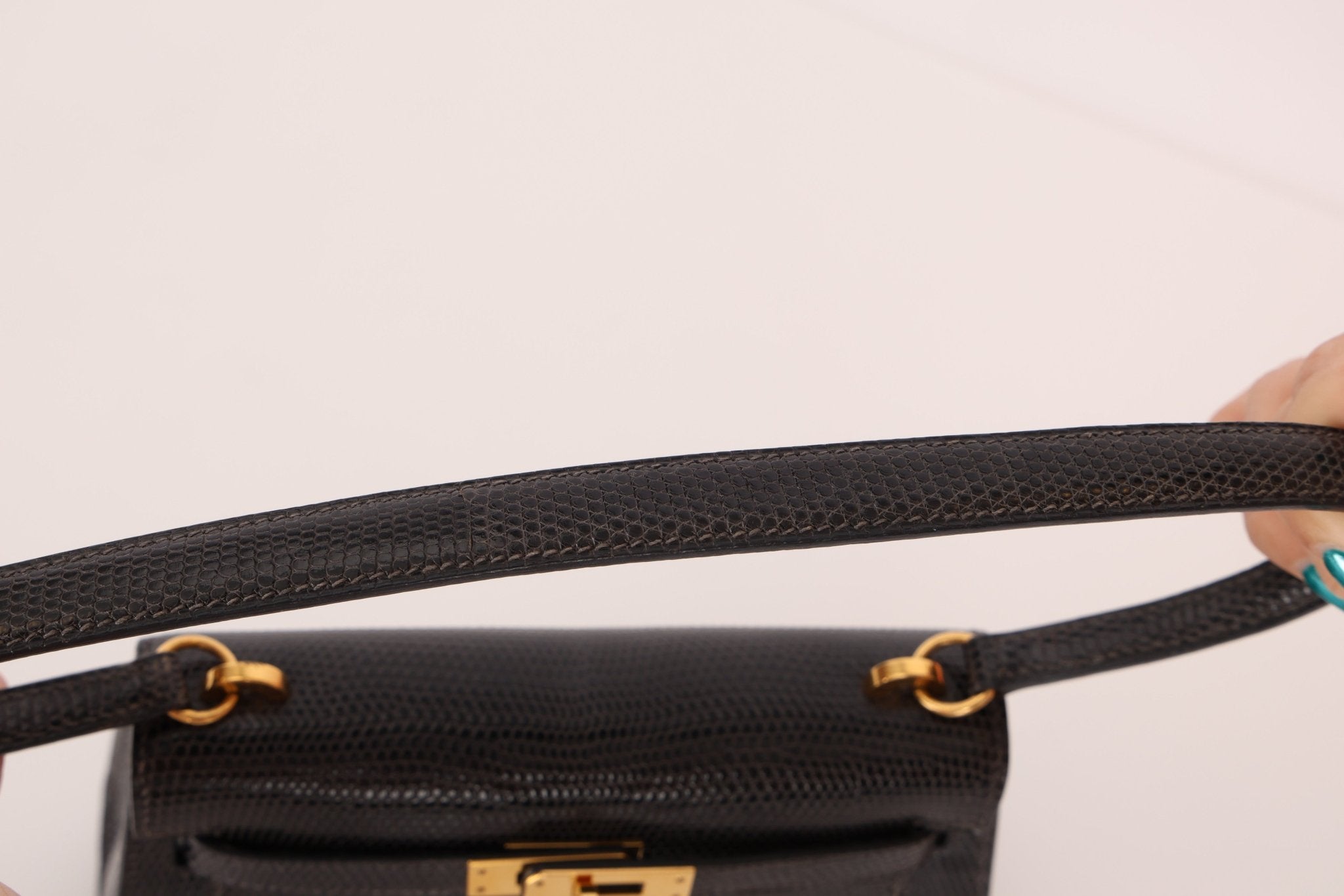 Ultra - Rare Hermès 2008 Bleu Marine Lizard Mini Kelly 20 - FashioNica