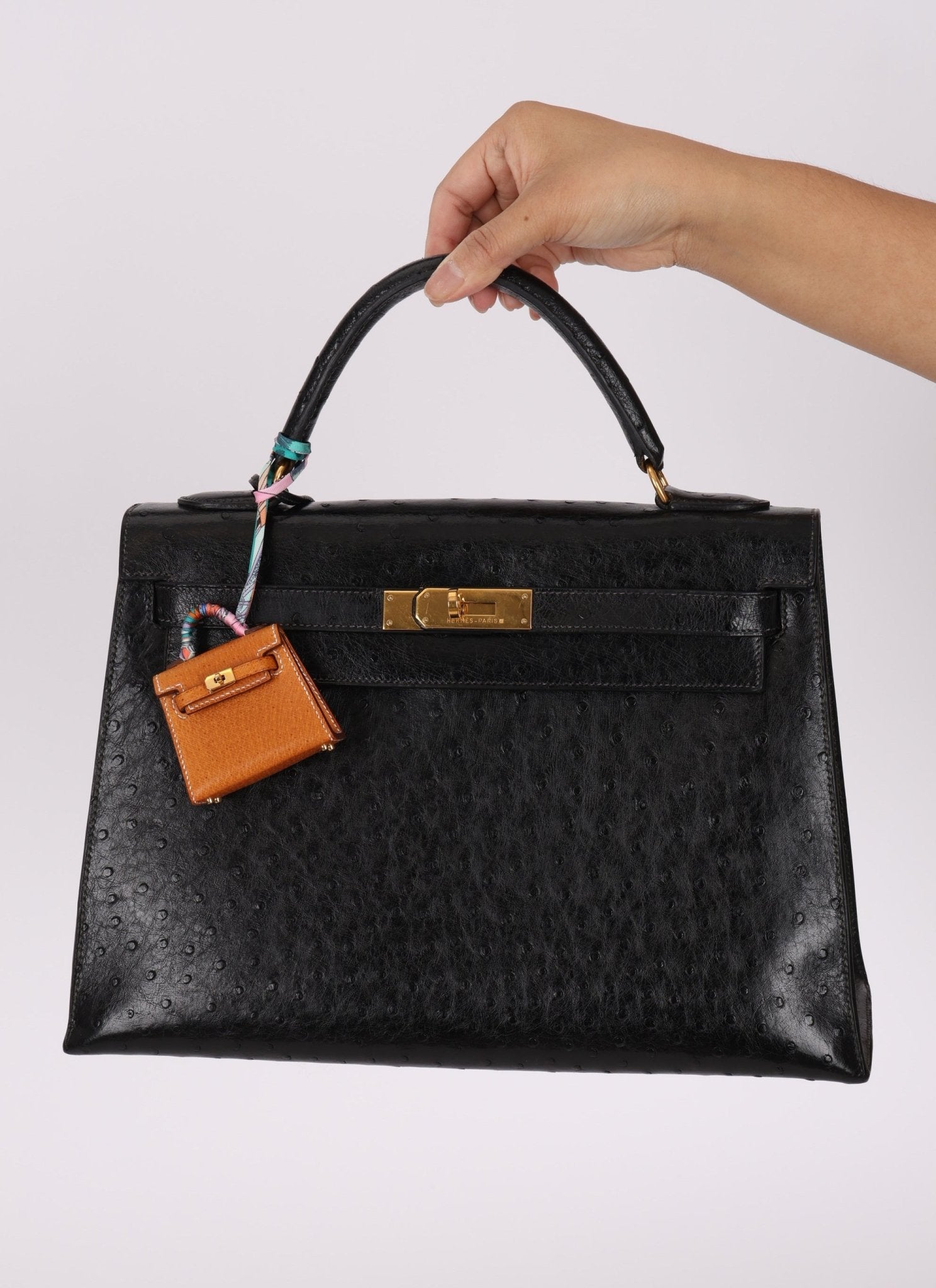 Ultra - Rare Hermès Toffee Peau Porc Micro Twilly Kelly - FashioNica