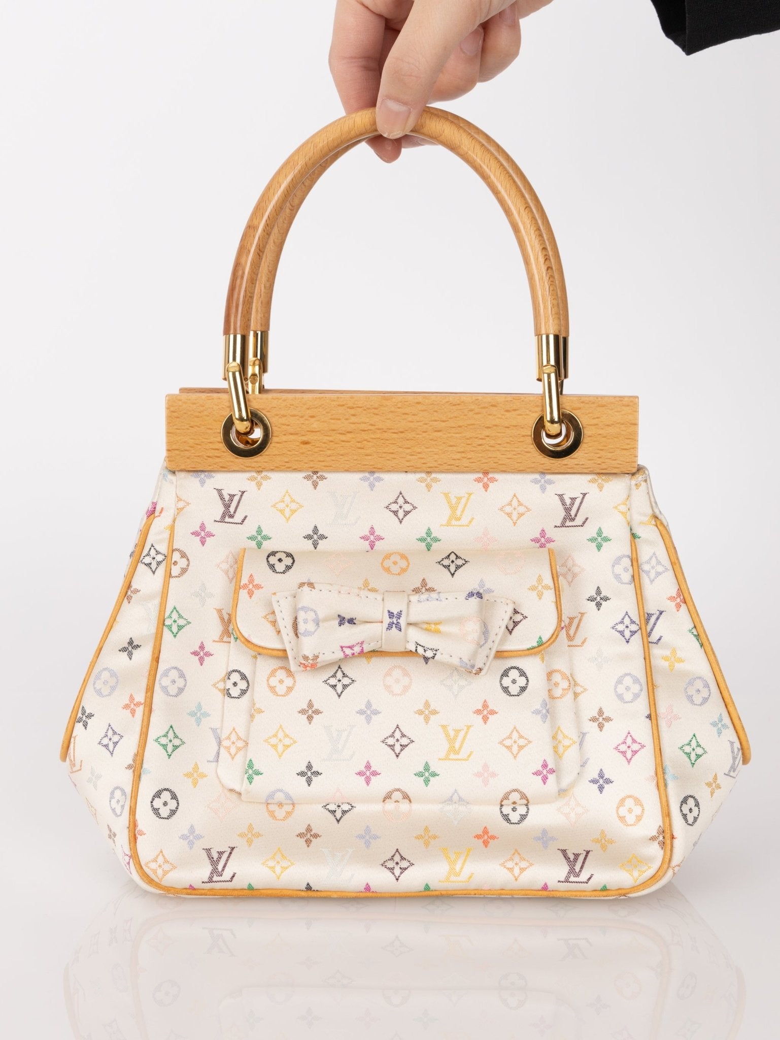 Ultra - Rare Louis Vuitton x Takashi Murakami Satin Abelia - FashioNica