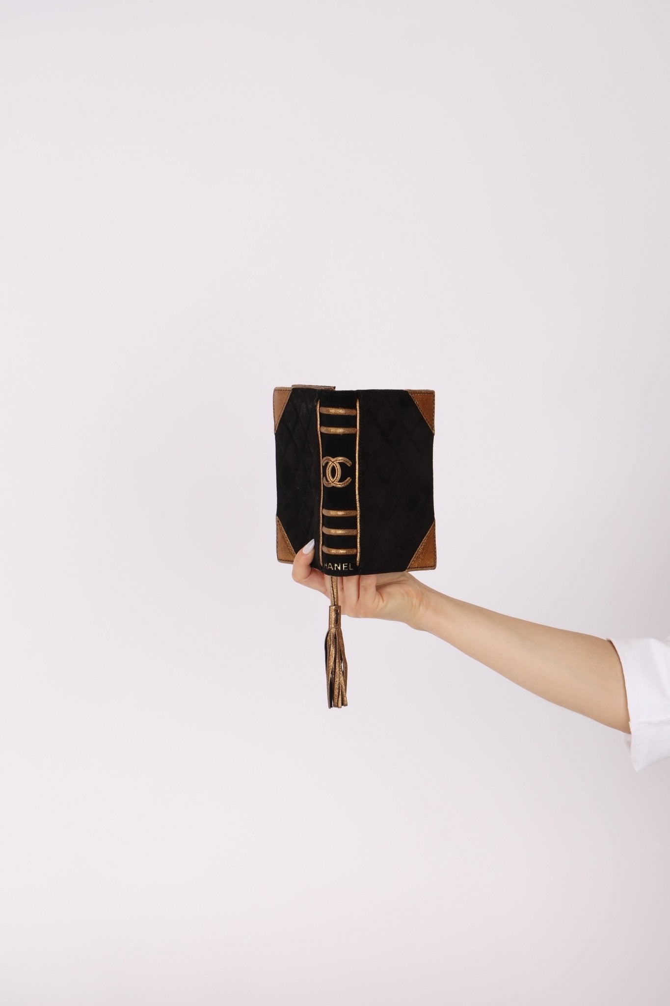 Ultra - Rare Runway Chanel 2004 Suede Book Clutch - FashioNica