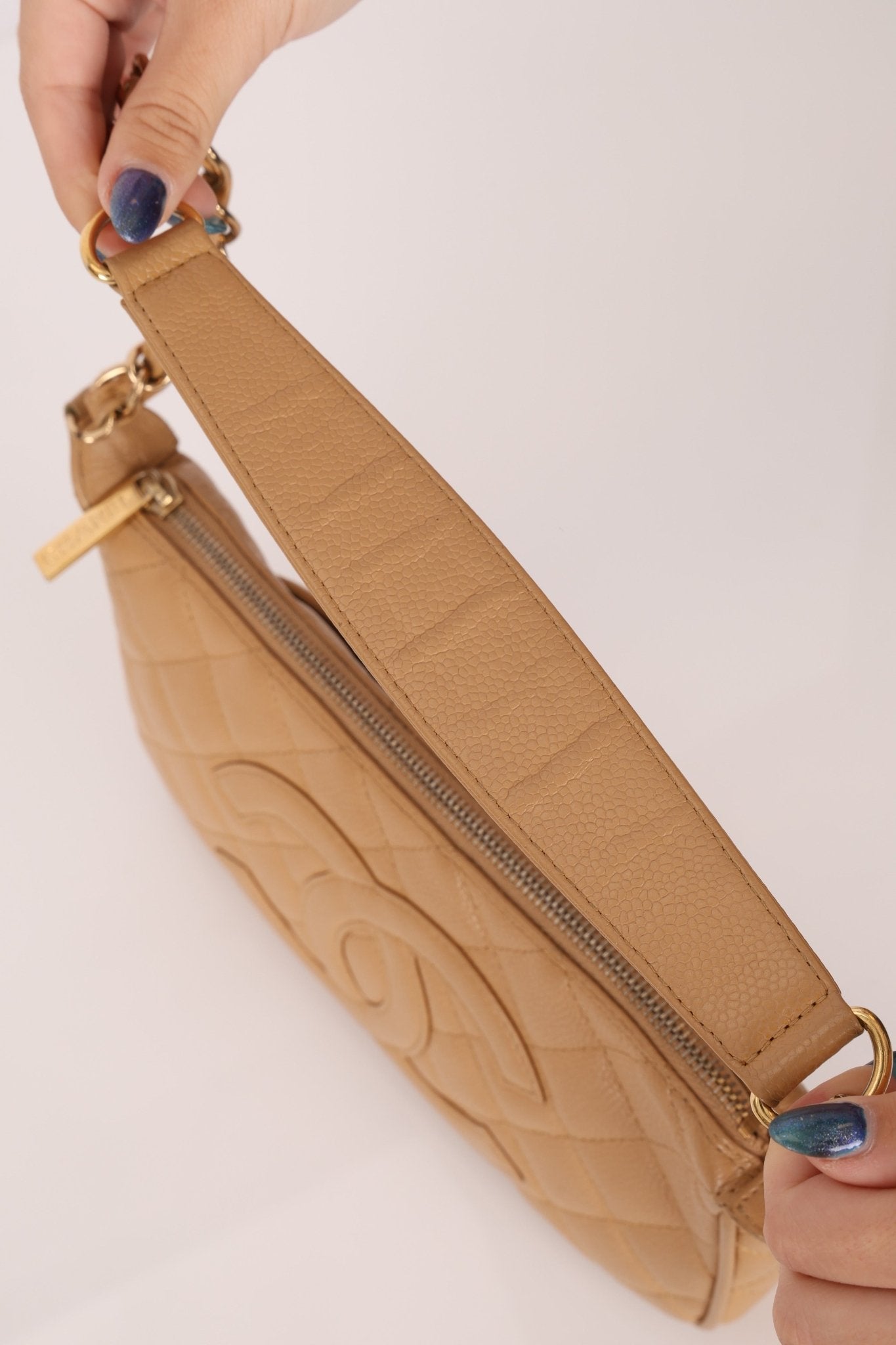 Vintage Chanel 2009 Caviar Timeless Beige Pochette - FashioNica