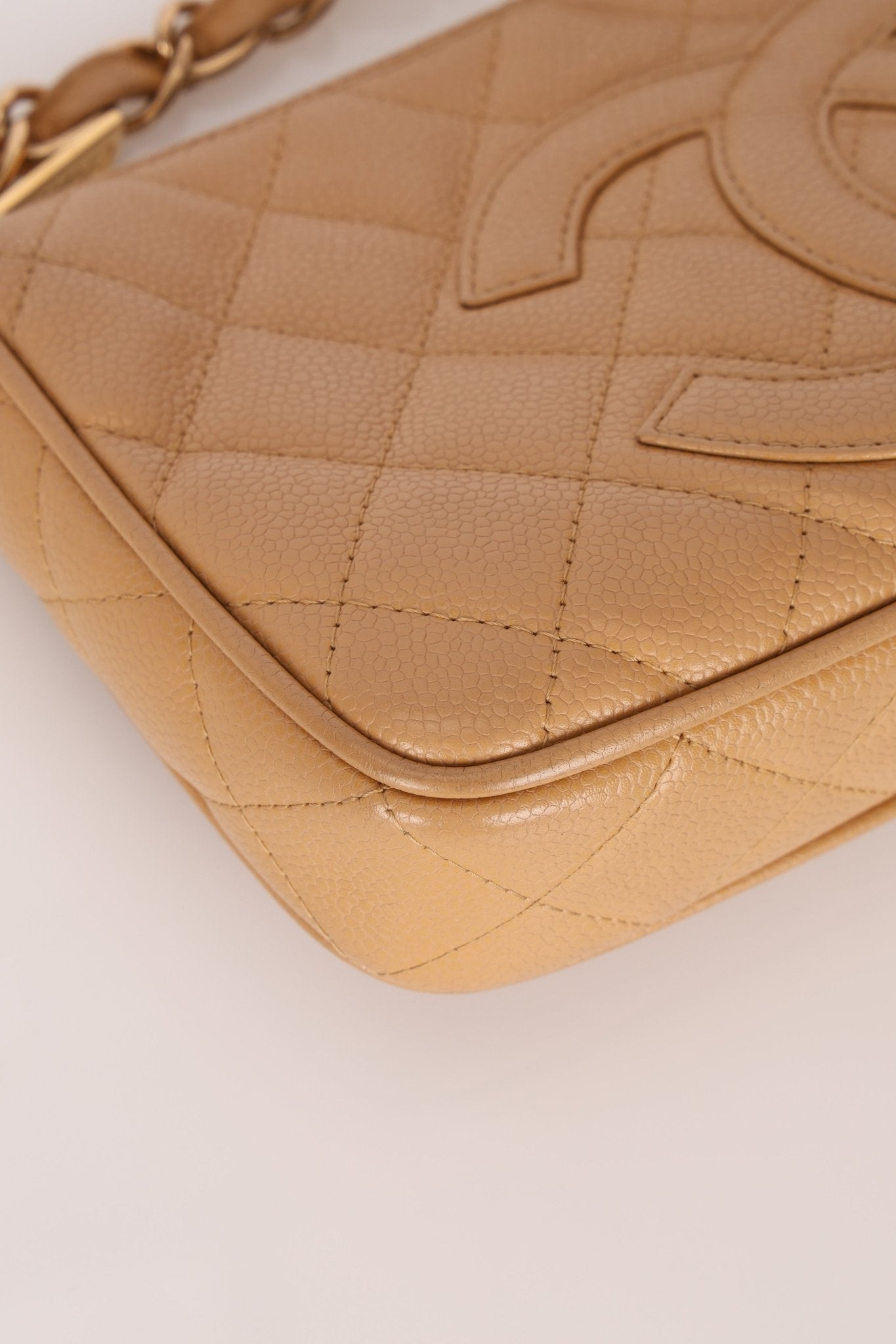 Vintage Chanel 2009 Caviar Timeless Beige Pochette - FashioNica