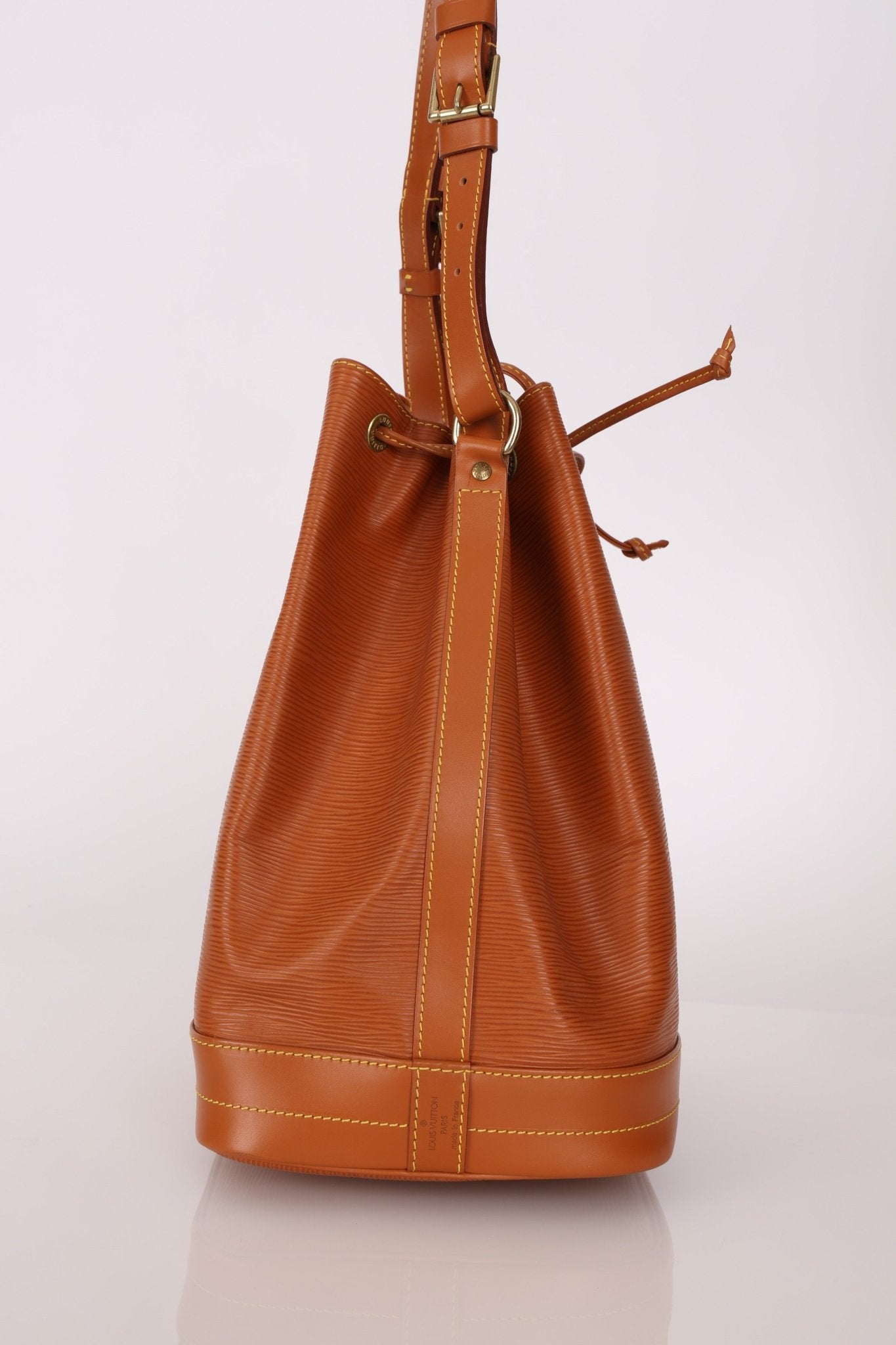 Vintage Louis Vuitton Cognac Epi Large Noe - FashioNica