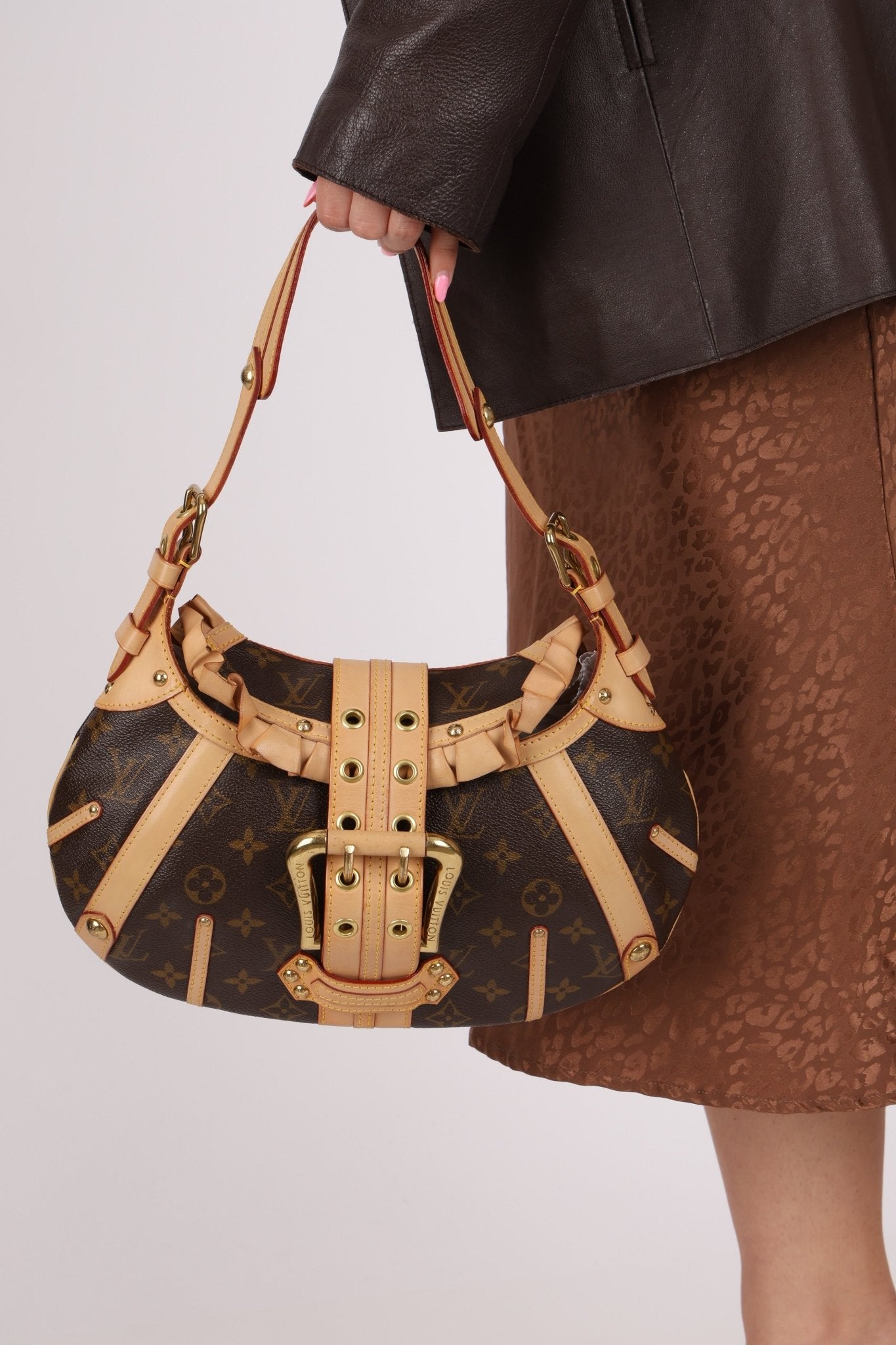 Vintage Louis Vuitton Monogram Leonor Shoulder Bag - FashioNica