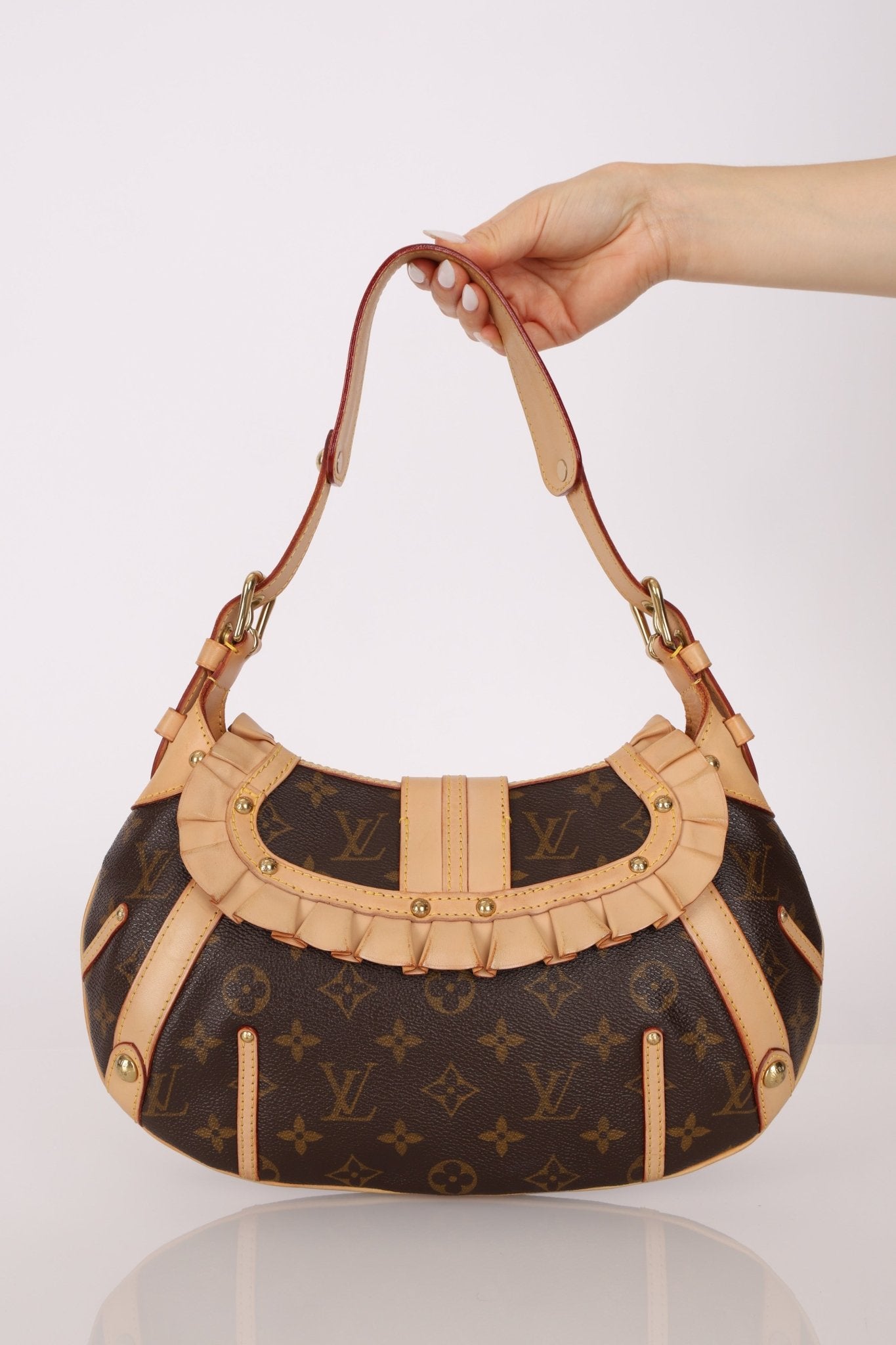 Vintage Louis Vuitton Monogram Leonor Shoulder Bag - FashioNica