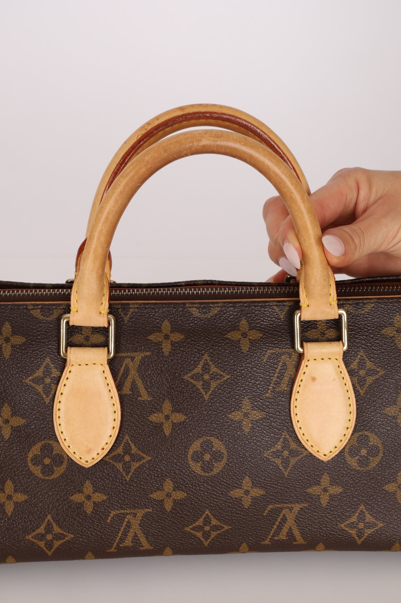 Vintage Louis Vuitton Monogram Popincourt - FashioNica