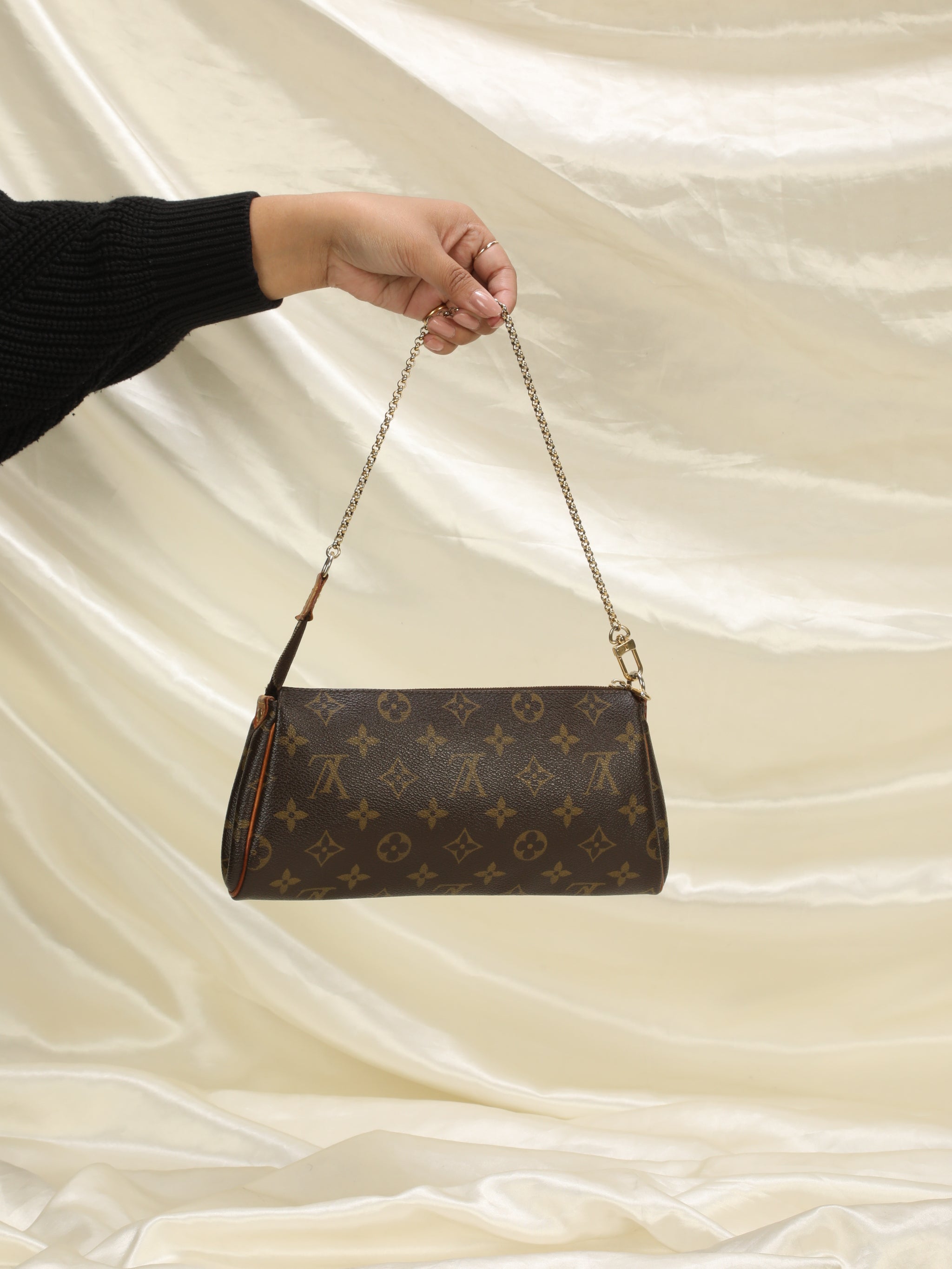 Louis Vuitton Eva Pochette