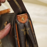 Louis Vuitton Eva Pochette