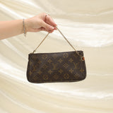 Louis Vuitton Chain Pochette