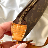 Louis Vuitton Monogram Pochette