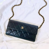 Chanel Caviar Wallet on Chain